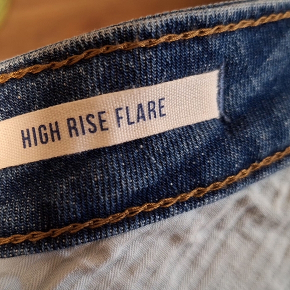 Wrangler Women's High Rise  Flare Jeans ☆Size 30x32☆ - Picture 6 of 6